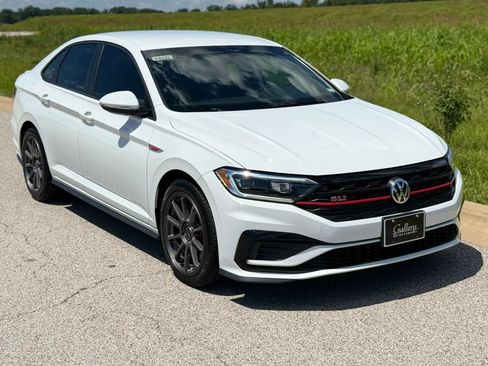 Used 2019 Volkswagen Jetta GLI FWD image 36