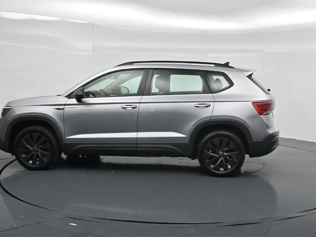 Used 2024 Volkswagen Taos S FWD image 4