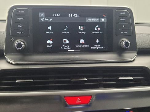 Used 2020 Kia Telluride LX FWD image 25
