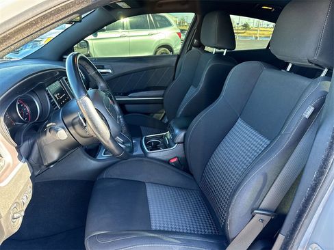 Used 2021 Dodge Charger R/T w/ Navigation & Travel Group image 11