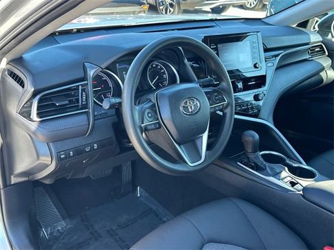 Used 2021 Toyota Camry LE image 17