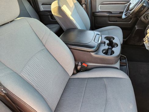 Certified 2022 RAM 2500 Big Horn w/ Cold Weather Group image 24