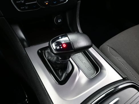 Used 2023 Dodge Charger SXT w/ Blacktop Package image 21