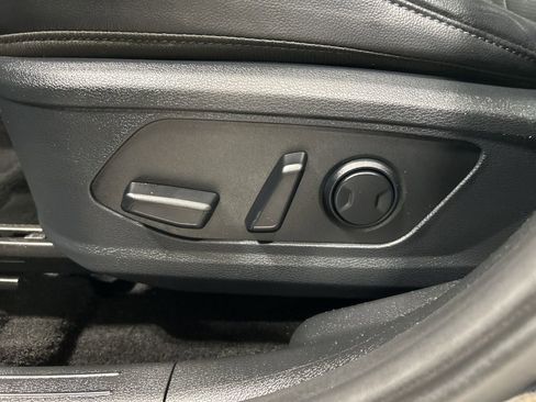 Used 2023 Kia Sportage X-Line image 11