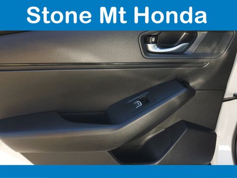 Used 2025 Honda Accord SE image 10