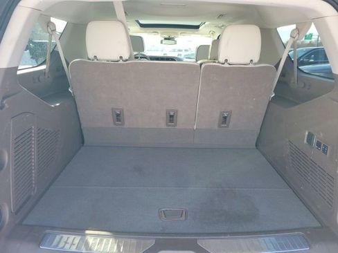 Used 2024 GMC Yukon XL Denali image 26