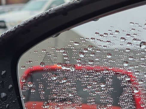 Used 2025 MAZDA MAZDA3 s image 31