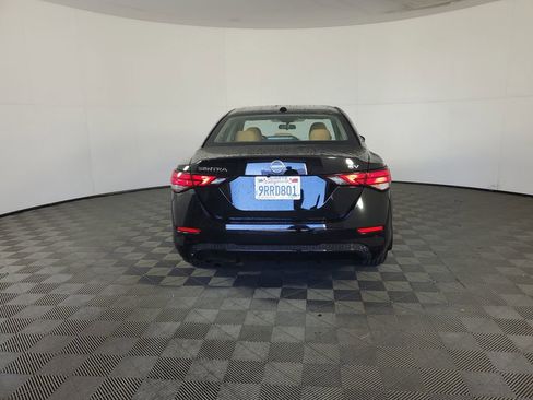 Used 2024 Nissan Sentra SV w/ SV Premium Package image 5