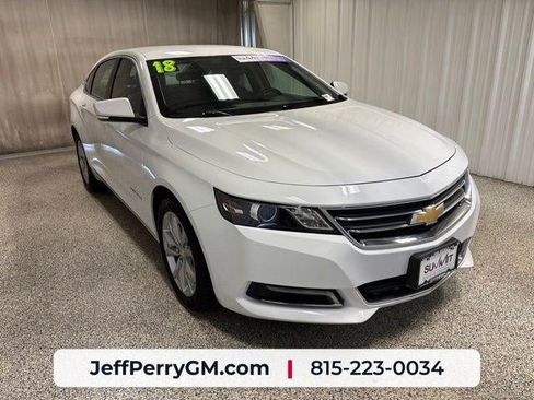 Used 2018 Chevrolet Impala LT FWD image 2