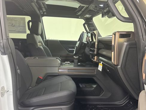 New 2025 GMC Hummer EV 3X image 38