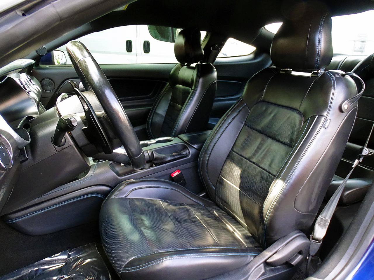 Used 2020 Ford Mustang GT Premium w/ GT Performance Package RWD image 15