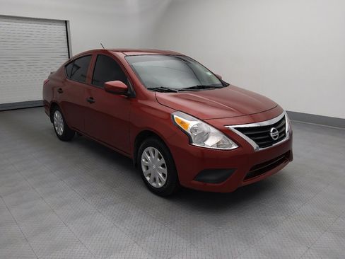 Used 2019 Nissan Versa S Plus FWD image 11