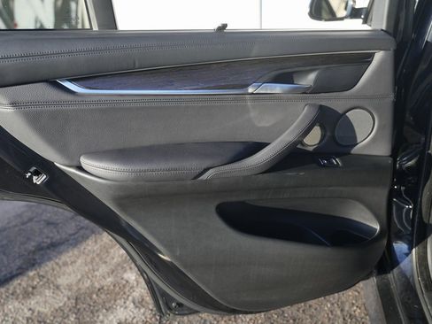 Used 2017 BMW X5 xDrive50i image 30