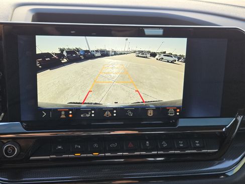 Used 2024 Chevrolet Silverado 1500 ZR2 w/ Technology Package image 21