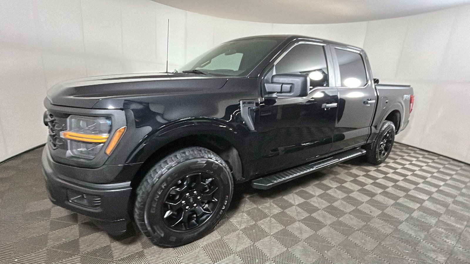 Used 2024 Ford F150 STX w/ Equipment Group 201A FX4 AWD/4WD image 7