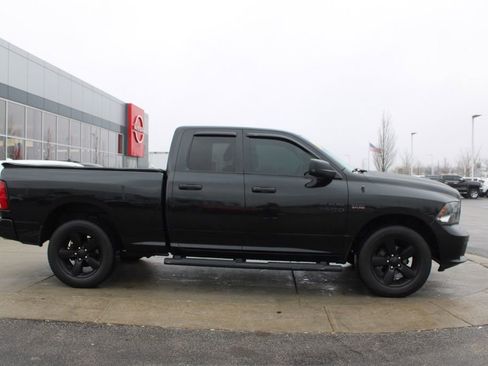 Used 2018 RAM 1500 Express w/ Black Ram 1500 Express Group image 6