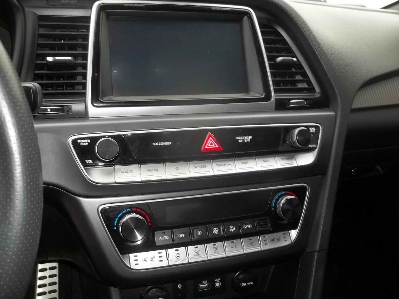Used 2018 Hyundai Sonata Limited FWD image 7