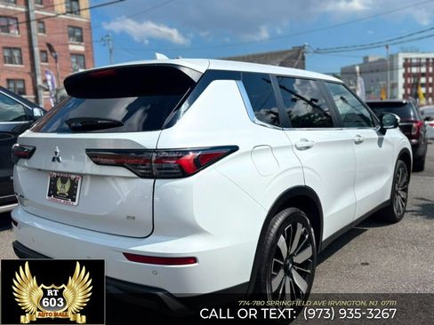 Used 2025 Mitsubishi Outlander SE AWD/4WD image 6