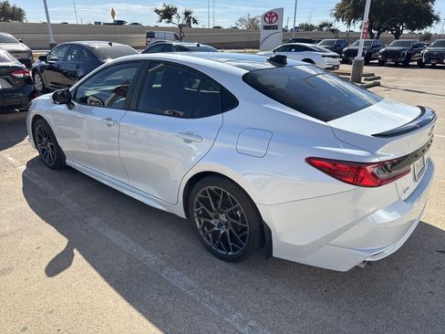 Used 2025 Toyota Camry XSE image 4