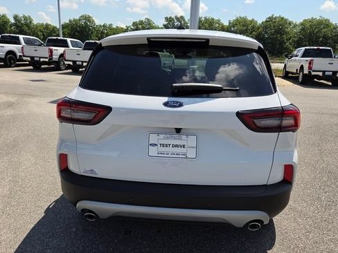 New 2026 Ford Escape Active w/ Active Premium Tech Pack FWD image 10