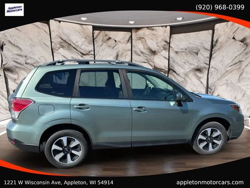 Used 2017 Subaru Forester 2.5i Premium w/ All-Weather Package AWD/4WD image 8