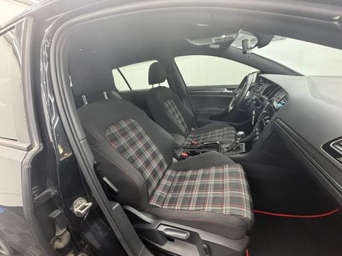 Used 2018 Volkswagen GTI S FWD image 5