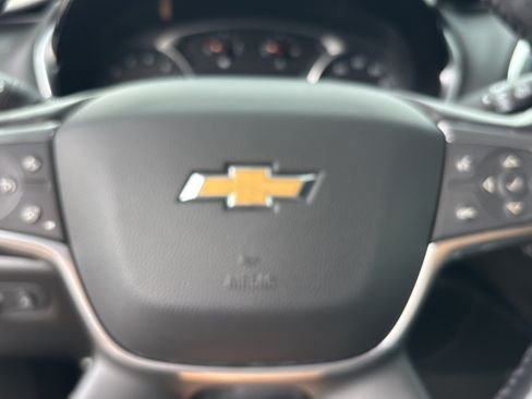 Used 2018 Chevrolet Traverse Premier w/ Driver Confidence II Package FWD image 28