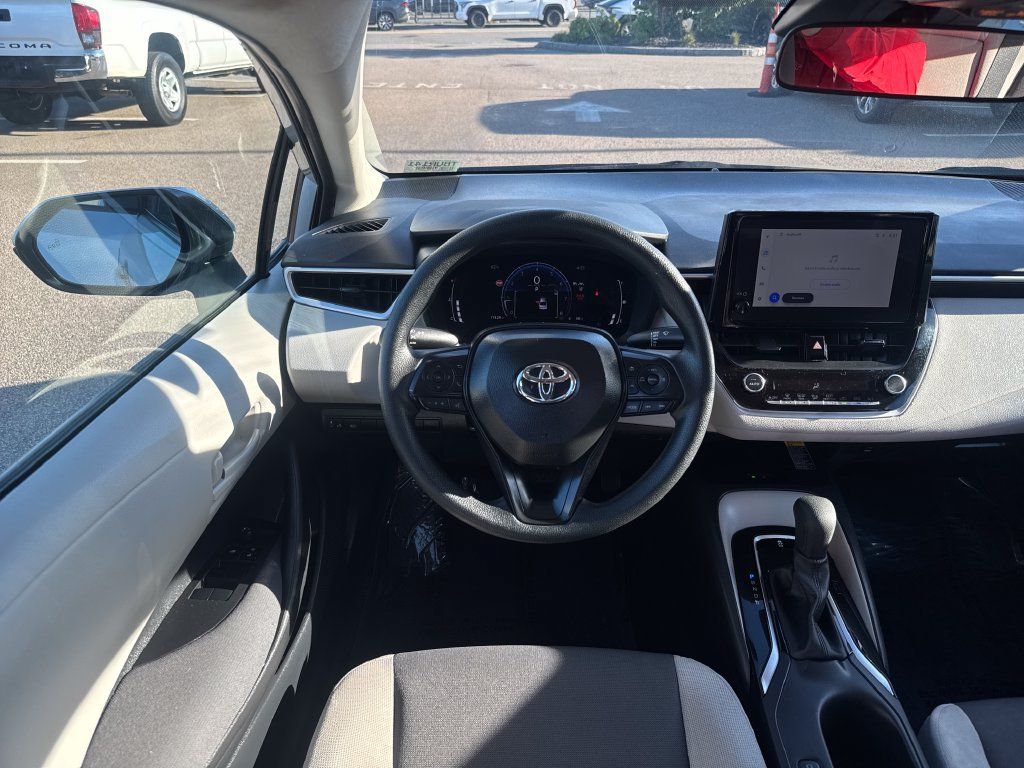 Used 2026 Toyota Corolla LE w/ LE Premium Package FWD image 11