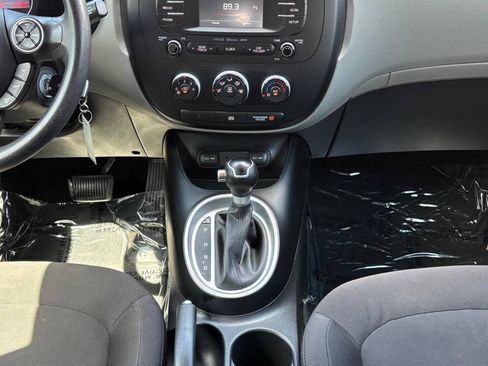 Used 2016 Kia Soul w/ Convenience Package FWD image 24