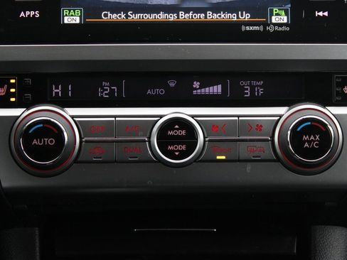 Used 2017 Subaru Outback 2.5i Limited image 20