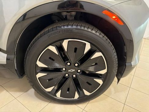Used 2024 Chevrolet Blazer EV RS AWD/4WD image 29