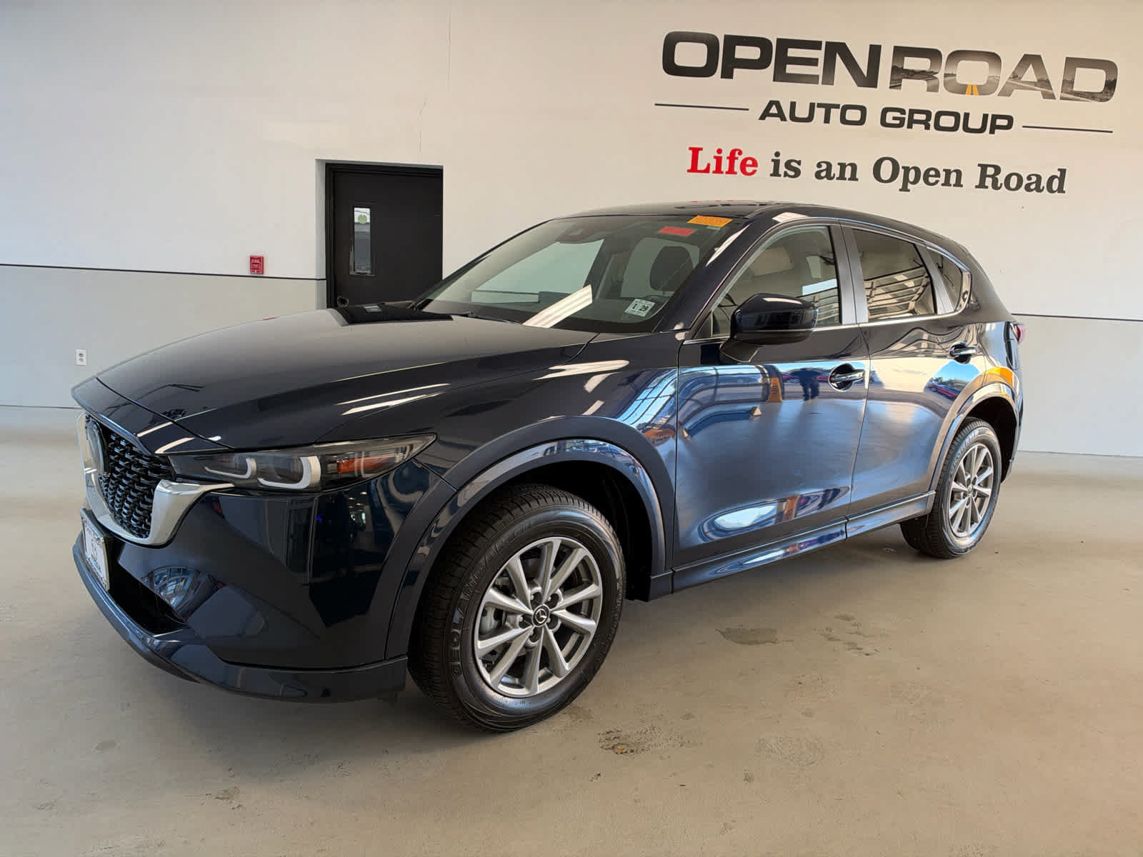 Used 2024 MAZDA CX-5 AWD 2.5 S w/ Select Package image 2
