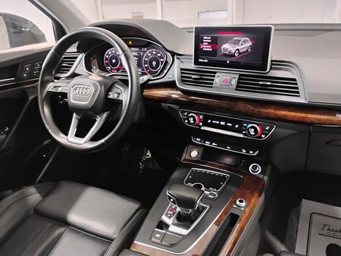 Used 2020 Audi Q5 2.0T Premium Plus w/ Premium Plus Package AWD/4WD image 52