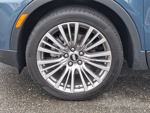 Certified 2024 Cadillac XT4 Premium Luxury w/ Technology Package AWD/4WD image 6