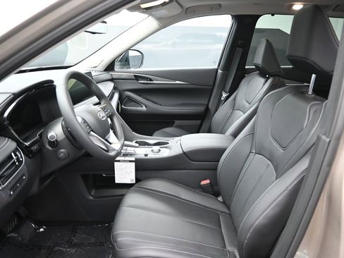 Used 2025 INFINITI QX60 Luxe w/ Vision Package image 14