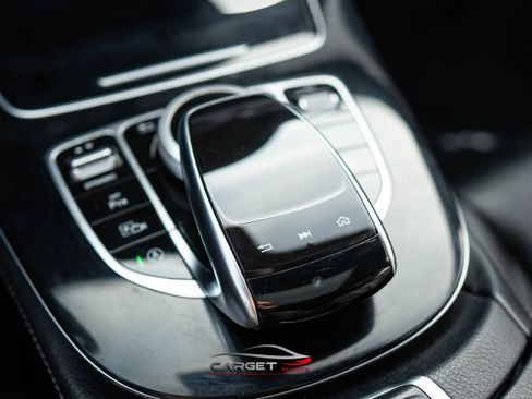 Used 2017 Mercedes-Benz E 300 4MATIC w/ Premium 2 Package image 33