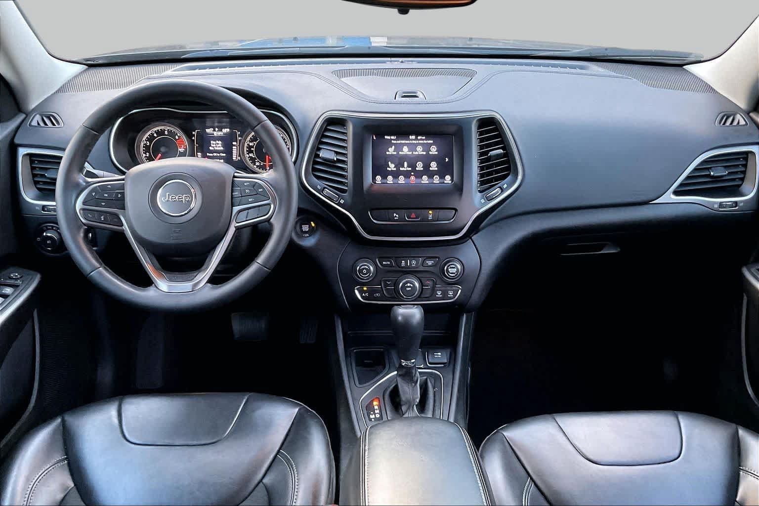 Used 2021 Jeep Cherokee Latitude Plus w/ Sun & Sound Group FWD image 15