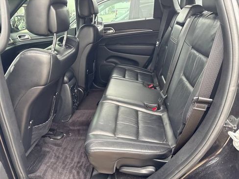 Used 2016 Jeep Grand Cherokee Limited AWD/4WD image 9