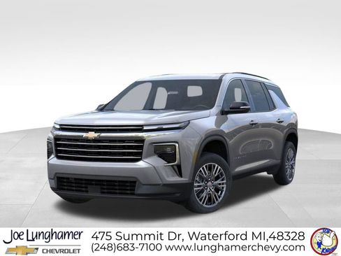 New 2026 Chevrolet Traverse LT w/ LPO, Floor Liner Package AWD/4WD image 6