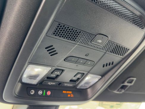 Certified 2024 Cadillac XT6 Premium Luxury image 17