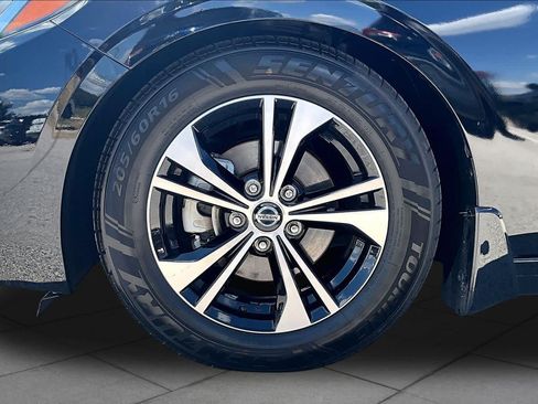 Used 2020 Nissan Sentra SV FWD image 11