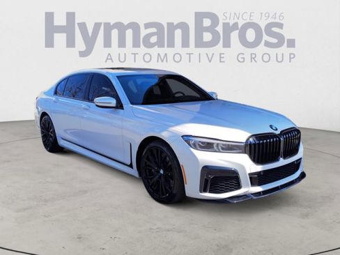 Used 2022 BMW 750i xDrive w/ Executive Package AWD/4WD image 1