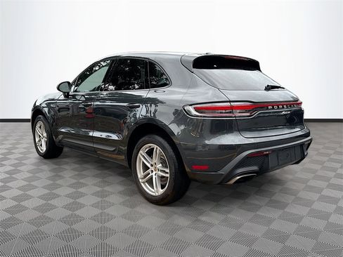 Used 2022 Porsche Macan image 8