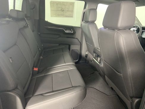 Used 2025 GMC Sierra 1500 SLT w/ SLT Premium Plus Package image 22