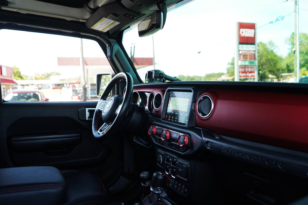 Used 2021 Jeep Wrangler Unlimited Rubicon AWD/4WD image 14