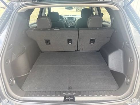 Used 2022 Chevrolet Equinox LT FWD image 11
