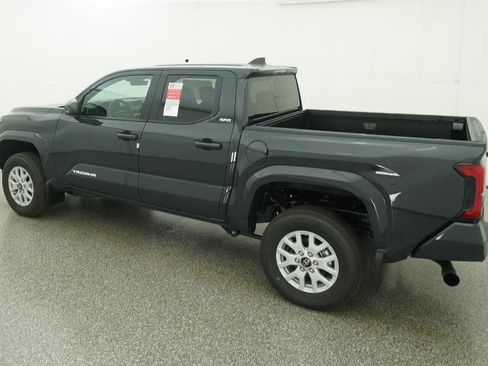New 2026 Toyota Tacoma SR5 image 17