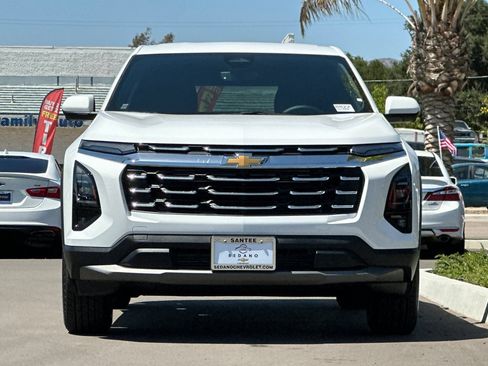 New 2026 Chevrolet Equinox LT w/ Safety and Technology Package FWD image 9