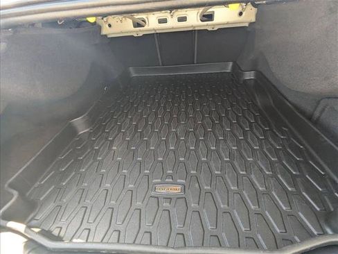 Used 2018 Jaguar XF Prestige image 6