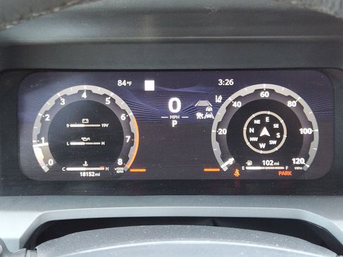 Used 2025 Toyota Tacoma TRD Sport AWD/4WD image 17